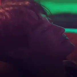 သောကြာသားလေးက တကယ်စွဲလမ်းစေပါတယ်