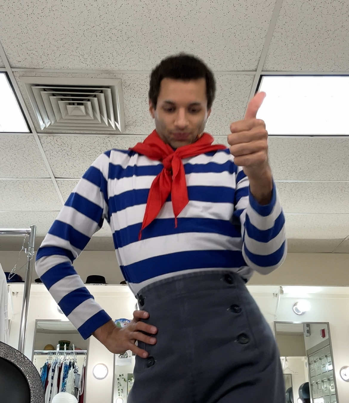 places are in 5 y’all😮‍💨 #fypシ #fyp #theater #dancer 