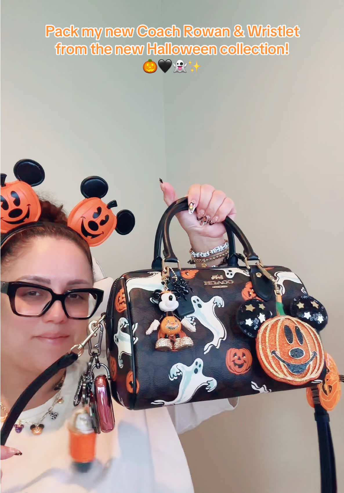 @Coach is bae all day everyday!  @BaubleBar @Disney Style @Disney Store @Disney Studios @Bath & Body Works @byoma @elfcosmetics  #coachhalloween #halloweengirl #disneyhalloween #disneyadult #disneymerch 