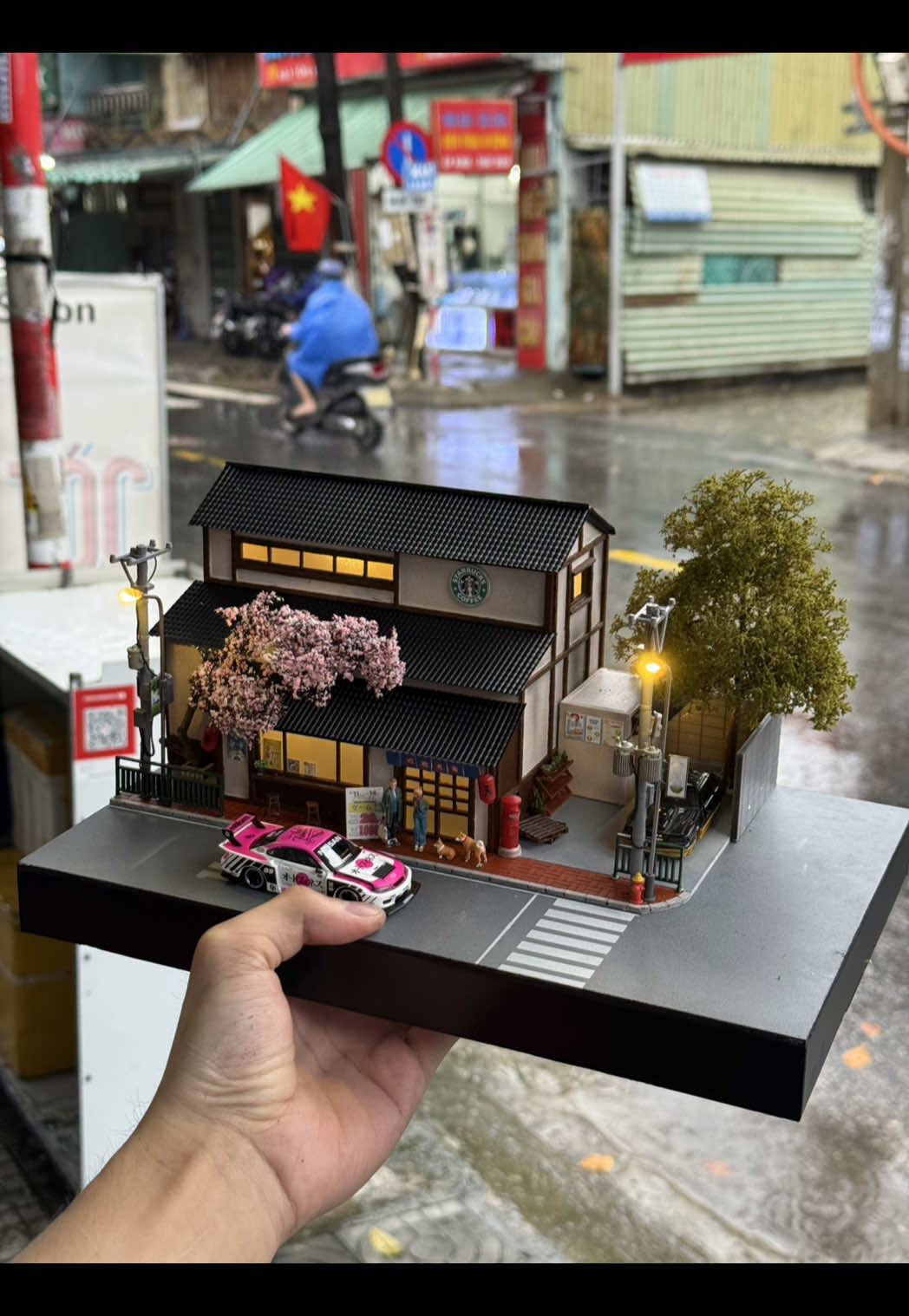 Chill❤️‍🔥 #dioramadiecast #diecastcollectors #handmade #dioramaboxmica #❤️‍🔥 