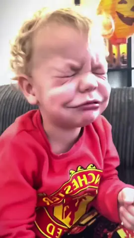 Kids' hilarious reactions to super sour candies 😭😭 #sourcandy #warheadscandy #kidsreaction #funny #hilarious