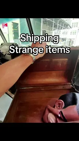 Bro had no idea what to say #fedex 