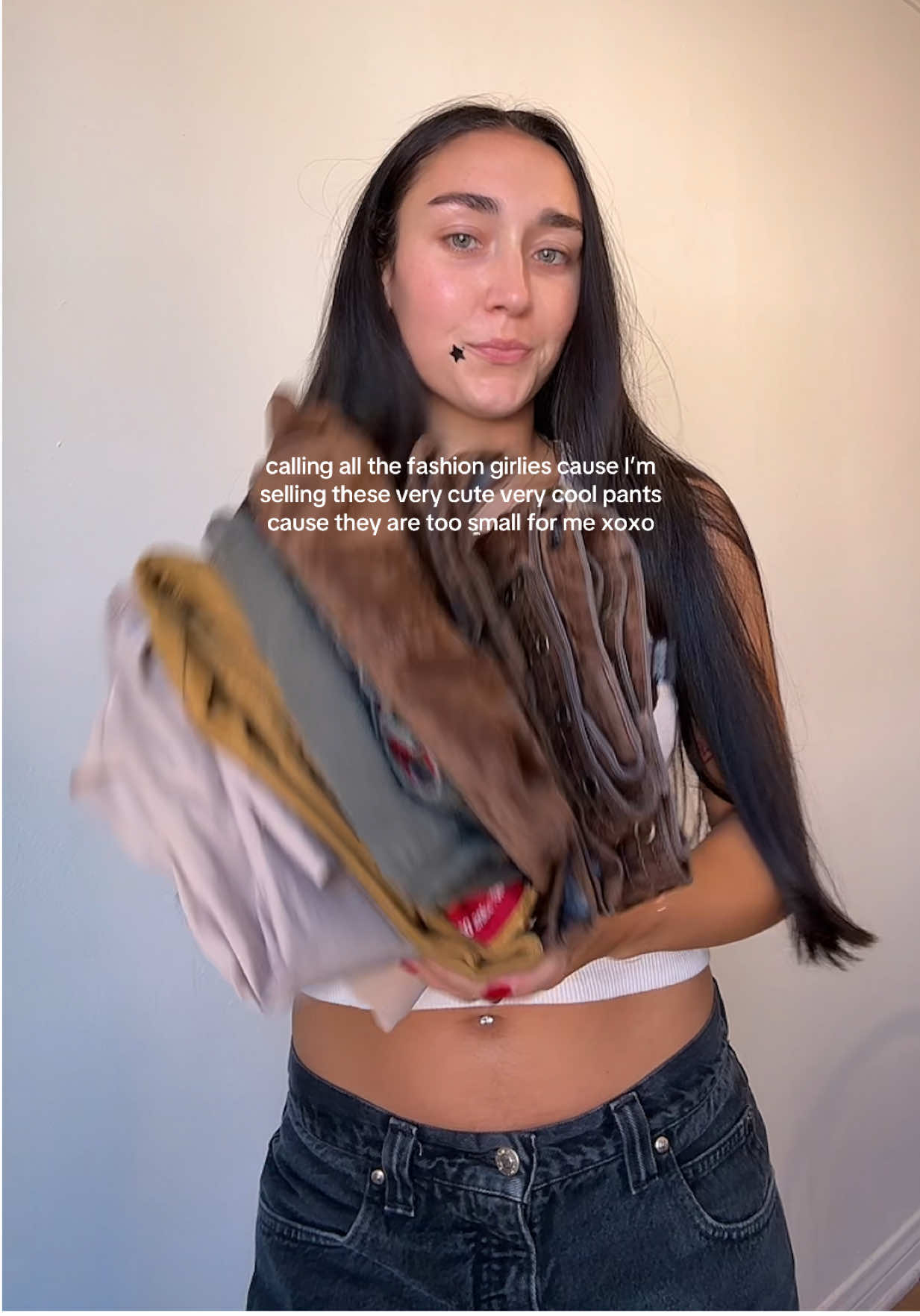 Being a good girl and selling things that don’t fit me instead of telling myself I’ll fit into them one day <3 on depop if you want. DKNY, D&G, Levi’s, & Moschino. #vintageclothes #vintageclothingforsale #vintagecollector #vintagepants #fyp 