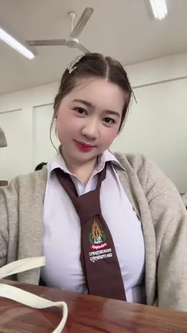 ກະເຕັ້ນເລີຍໂອ ອຈ ບໍມາ😂#ລີໂພສໃຫ້ຫອມແກ້ມ😜 #zuetamon 