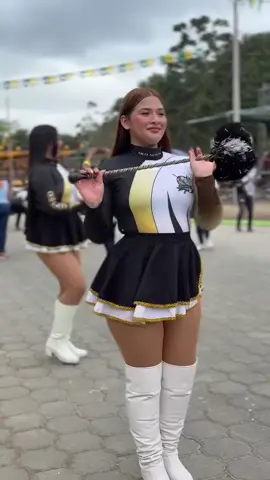 paulina hermosa 🩰💋 #tiktok #fyp #viral #hermosa #bastonera