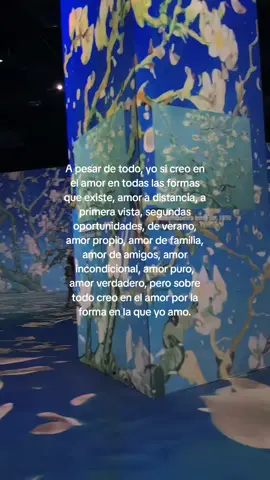 A pesar de todo, yo si creo en el amor en todas las formas que existe, amor a distancia, a primera vista, segundas oportunidades, de verano, amor propio, amor de familia, amor de amigos, amor incondicional, amor puro, amor verdadero, pero sobre todo creo en el amor por la forma en la que yo amo... 🤍 . . . . . . . . . . #amoradistancia #amoraprimeravista #amorproprio #vangogh #escritosytextos 