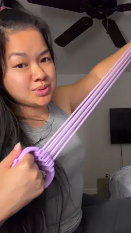 Resistance Bands workouts to get rid of arm fat #resistancetraining #resistancebandworkout #workoutbands #toneup 