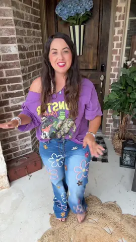 These cute retro pants are giving all the vintage vibes ✨ With their flattering fit and throwback style, they’re the perfect mix of trendy and timeless. Dress them up with heels or keep it casual with sneakers—either way, you’ll be the best dressed in the room. #TikTokShopRestock #TikTokShopBlackFriday #TikTokShopCyberMonday #creatoricons #dealsforyoudays