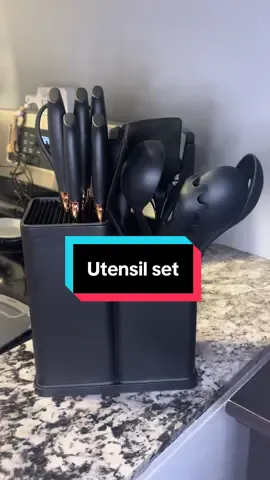 #tiktokshopcreator #siliconeutensilsset #tiktopshopfinds #fyp #viralvideo 