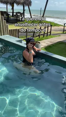 Deixa de ser otária!