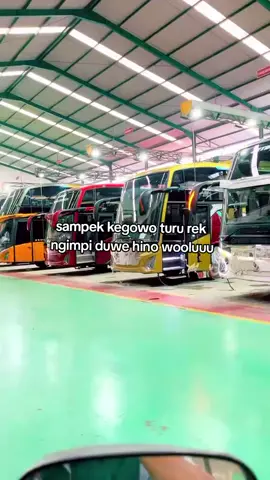 katut mercy ne telu sak secaniane pitu 🤣#pengusahamuda #jb5adiputro #busindonesia #busmania #karoseriadiputro 