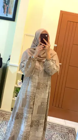 Dress cantik dengan motif simple tapi elegant 😍🥰 #Dress #Gamis 