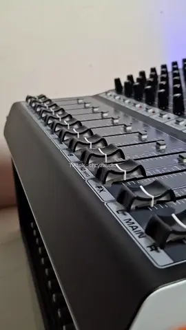 MIXER ASHLEY SUPER M8 PRO EFEK 199DSP EDIT A&B