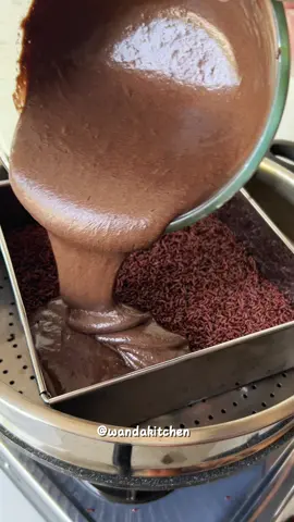 Saking enaknya sampai dikira kue mahal sama tetanggaku bun! 🤤 #brownies #idejualan #resepkue #wandakitchen #resepmudah 