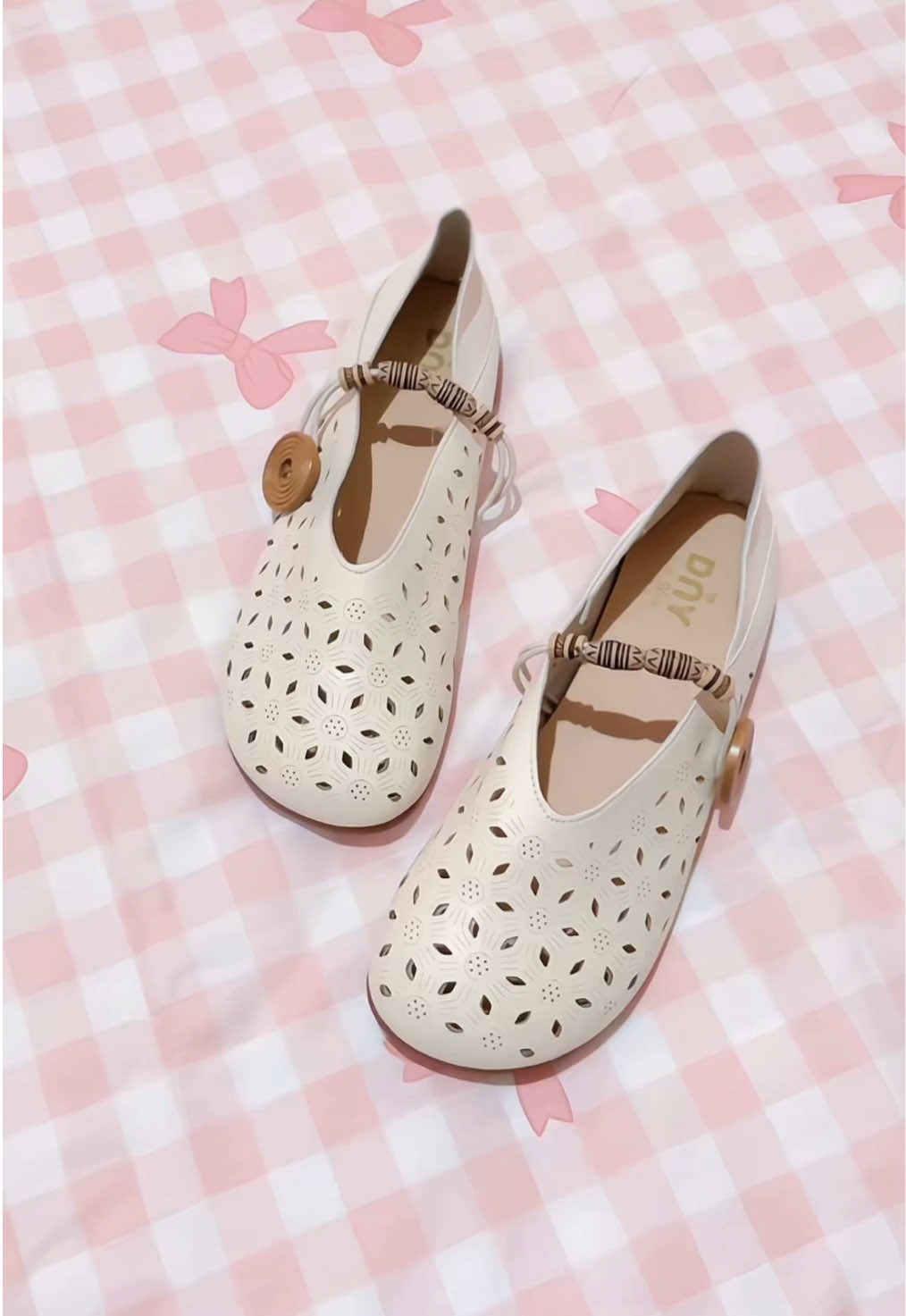 cantik bgt sepatunyaaa😍 #sepatudny #flatshoescantik #sepatuwanitakekinian #fyp #produkviral 