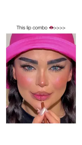 The prettiest lip combo 😍👄 insta: @shaqayeq_aq_ #lips