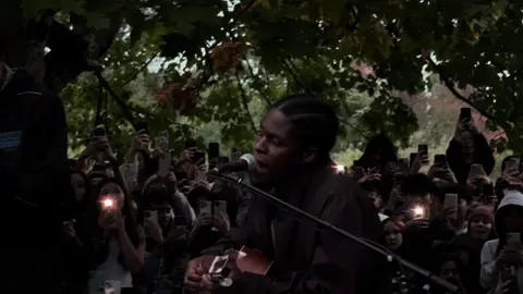 #danielcaesar @️ @ems 