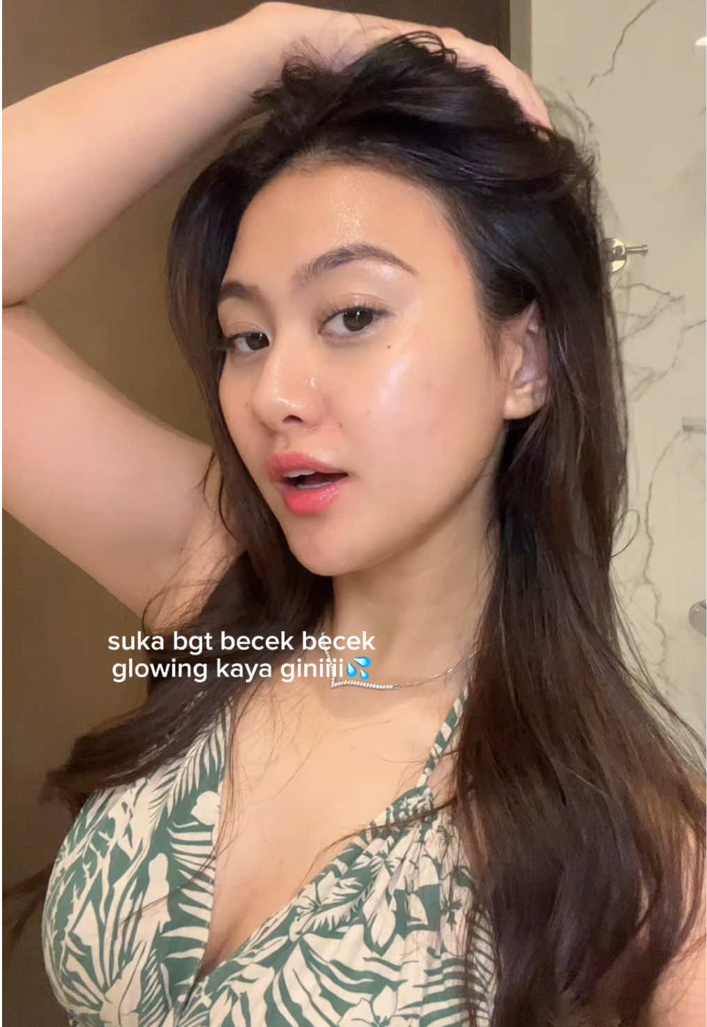 sedepppp kalo bangun bangun muka becek glowing gini😚