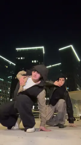 give it up to meee #viral #dancer #losangeles #duo #LA 