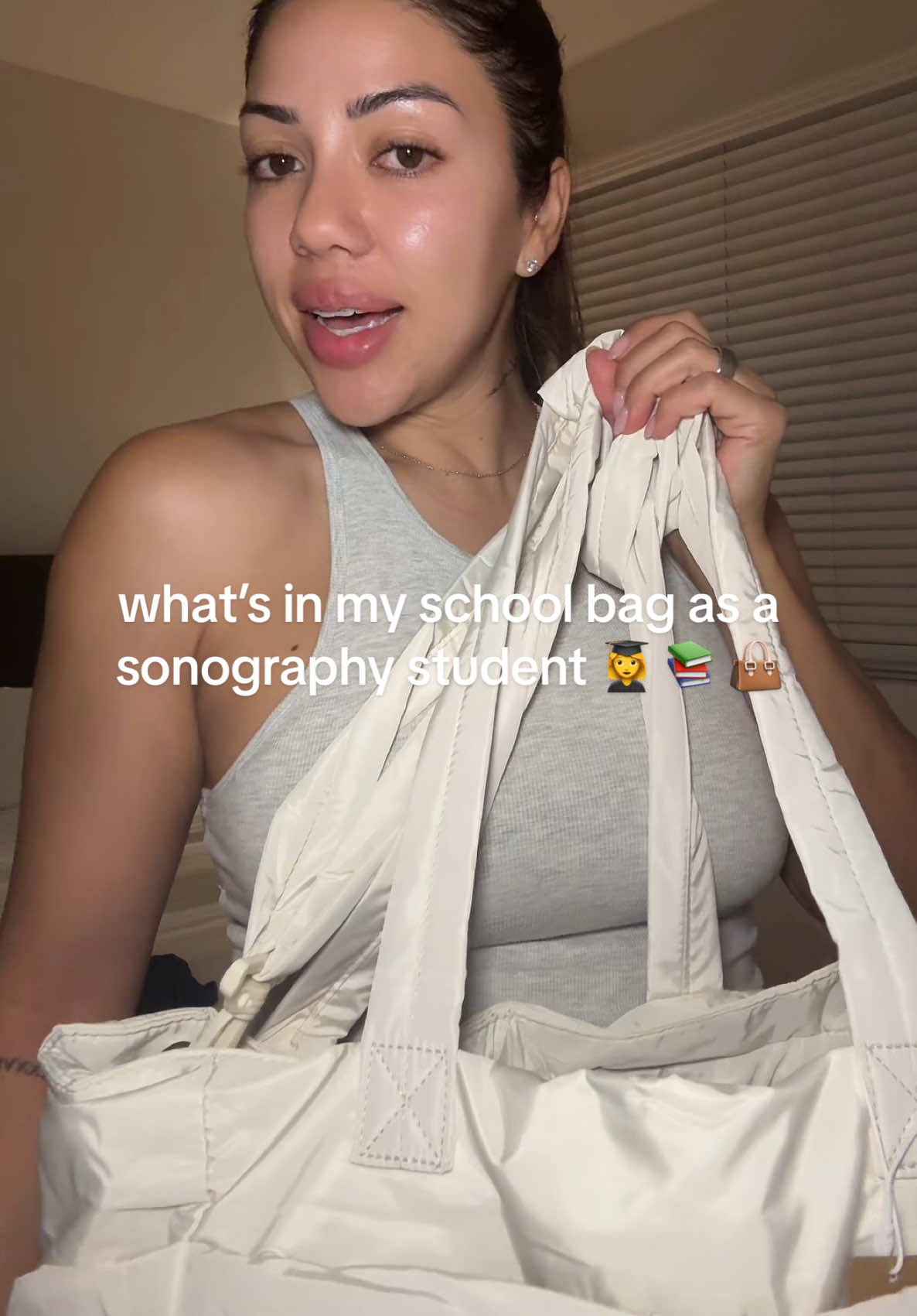 Ok but I loveee the color of this bag and how it fits everything so perfect!! Just switched my lululemon backpack out for this instead lol. 🎀  #sonographystudent #student #studentlife #bagsmart #schoolbag 