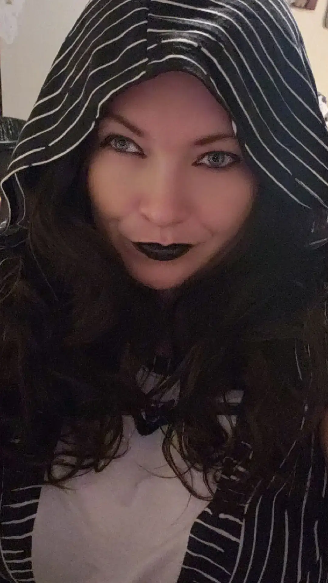 October 🖤 #r3dneck_fam #fyp #october #norestforthewicked #witchyvibes 