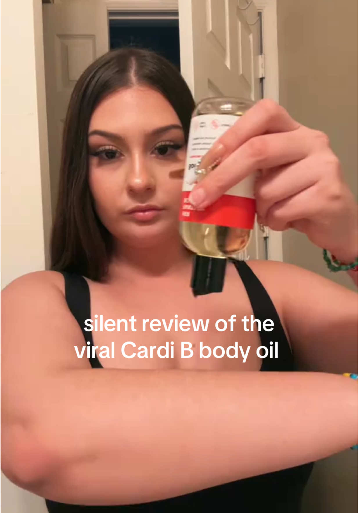 Never felt an oil that melts in like silk🥹🤌🏼 #herfantasybox #cardib #bodyoil 