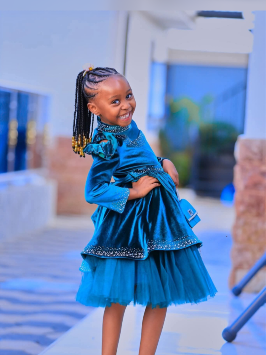 Happy 7th birthday🎂🎊👑🥰Cynthia wairimu. May you grow in wisdom and stature.  📸 TAUSI STUDIOs    📞 0713 522 306 #MamaT  #mamagirls  #amazinggraceofGod  #gacumbiri 