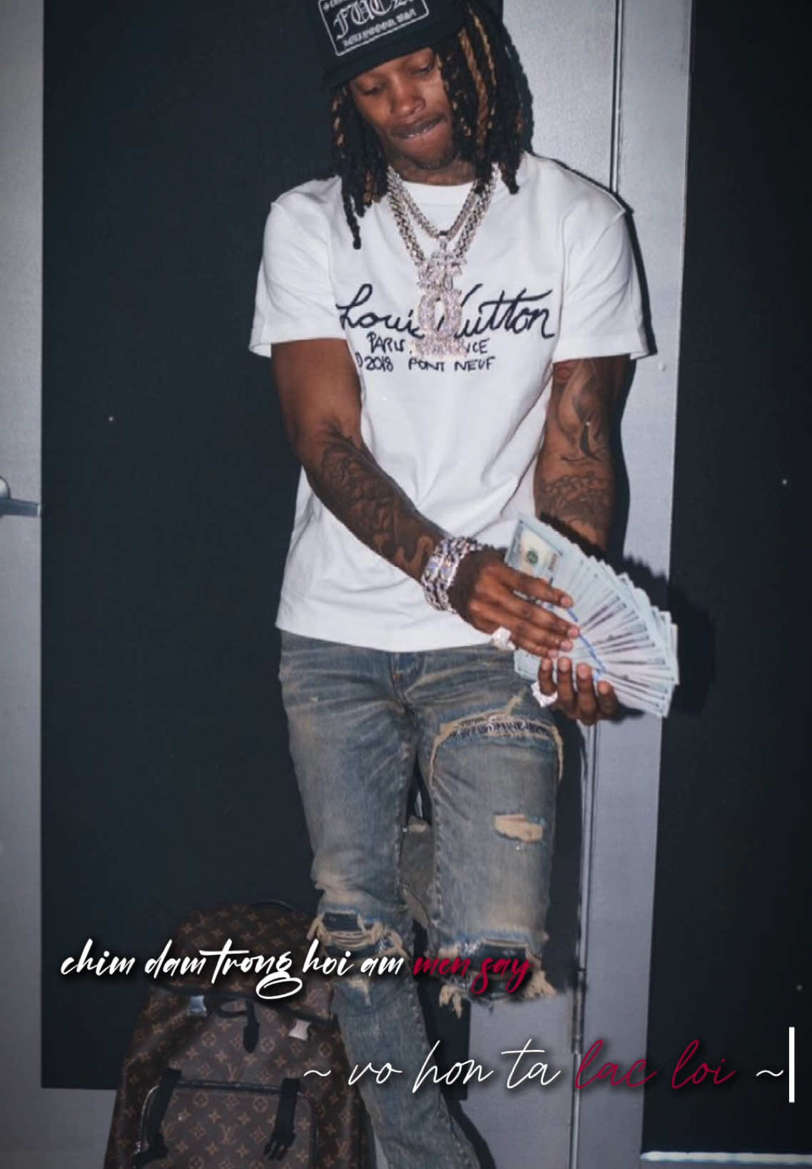 King Von, tên thật là Dayvon Daquan Bennett (1994–2020), là một rapper người Mỹ đến từ O Block, Chicago. Anh nổi bật với phong cách drill và được xem là một trong những gương mặt tiêu biểu của làn sóng rap đường phố thế hệ mới. 🆕 #chicago #OOTD #drip #viral #fyb 