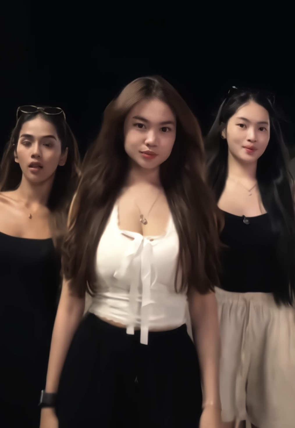 trio gacor🔥💀 #kumala #angguncantik #sheren #tanktopstyle #fyp @Kumala @Angguncantik @sheren'nat🇮🇩 