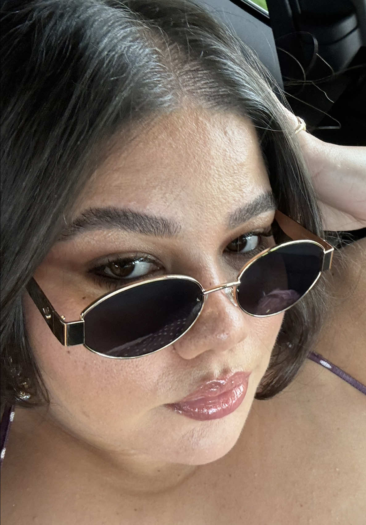 This song has been stuck in my head !!! @milkmakeup foundation  @NYX Professional Makeup brow glue/ liquid eyeliner for freckle enchantment  @MERIT Beauty concealer  @rhode skin blush  @Naked Cosmetics OG palette  @L’Oréal Paris eyeliner  @REFY tinted brow gel  @Too Faced cloud blush/lip  @Fenty Beauty LIPGLOSS  @Huda Beauty lip liner stain 