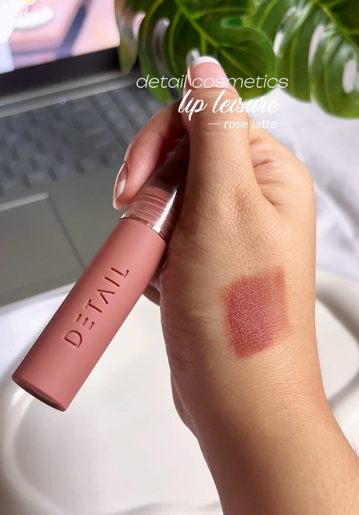 accckkk!! this lip leisure from @Detail Cosmetics in the shade of rose latte ✨❤️💄 #detailcosmetics #lipleisure #lipstick #makeup #lippies 