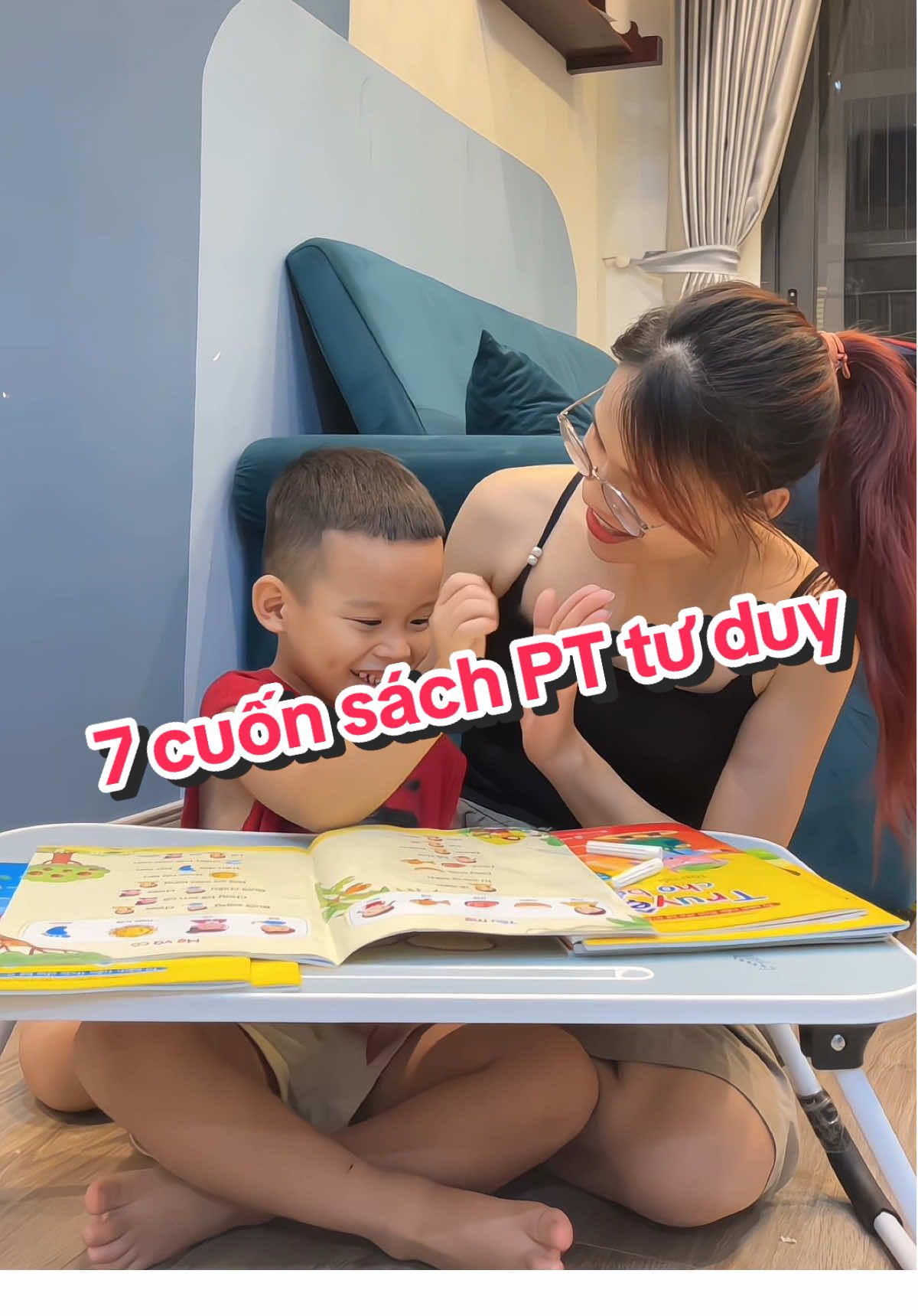 6 năm đầu đời chính là “giai đoạn vàng” để trẻ phát triển ngôn ngữ, tư duy và nhân cách. Và nếu bỏ lỡ, sau này bố mẹ sẽ phải tốn gấp nhiều lần công sức mới bù đắp được.  👉 Đây là bộ 7 cuốn sách được rất nhiều phụ huynh tin dùng. Bộ này không chỉ là sách, mà là công cụ giáo dục sớm cực kỳ hữu ích #hangledoxinhmee #sachchobe #sachluyendoc #sachchobetapnoi #sachluyenvietchobe 