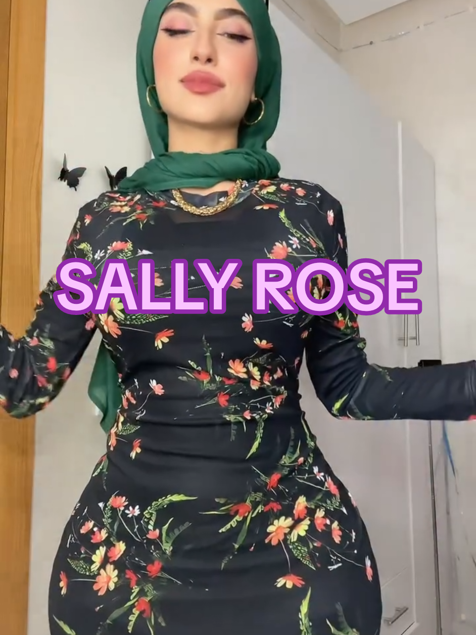 MODEL❤️❤️❤️SALLY ROSE❤️❤️❤️ #hijab #muslim #muslimgirl #sexy #arab 