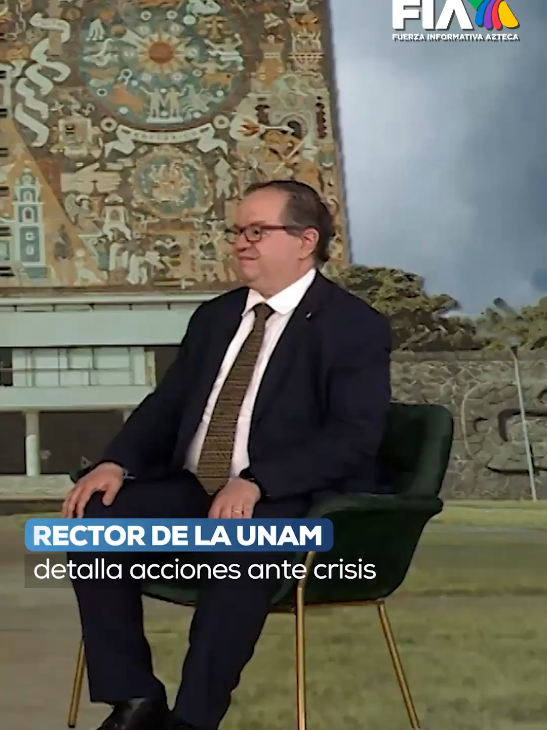 Medidas efectivas para traer la paz a la UNAM En entrevista con Javier Alatorre, el rector de la Universidad Nacional Autónoma de México, Leonardo Lomelí, relata qué plan de seguridad se tiene pensado para un seguro regreso a clases. Lo último, luego de que en distintos CCH's, Preparatorias y Facultades se han recibido amenazas de actos violentos que atentarían contra docentes y el alumnado. La información completa en #Hechos #TikTokInforma #LeonardoLomeí #CCH #Preparatoria