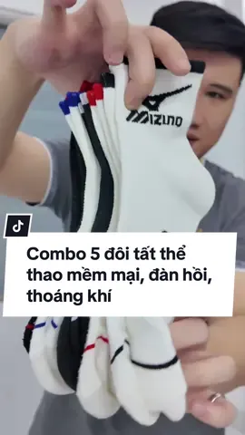Combo 5 đôi tất thể thao thiết kế đẹp, chất cotton mềm mại, đàn hồi tốt, lên chân thoáng khí #tatthethao #tatdetkim #tatcotton #bongdaphui #caulong #caulongphongtrao #caulongvietnam #xuhuongtiktok #viraltiktok 