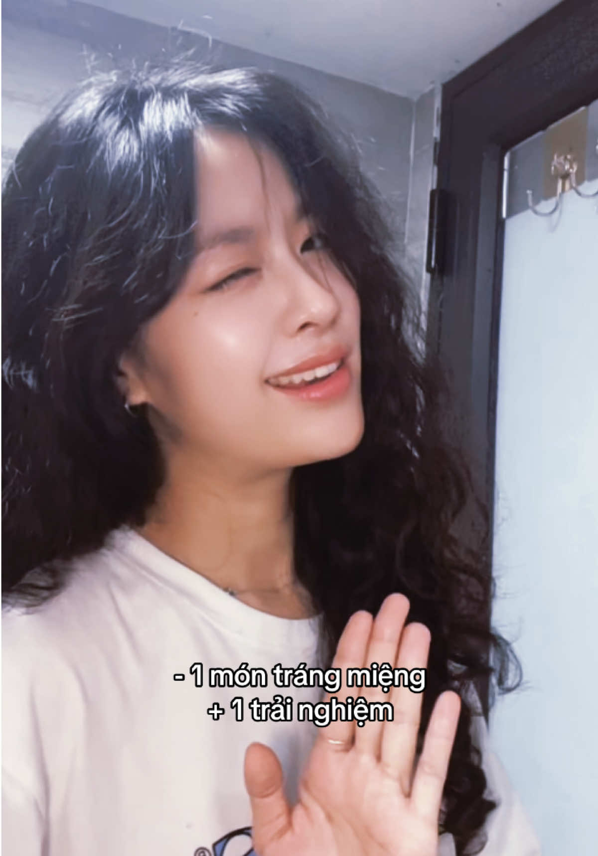 Chỉ mong anh đừng hối hận 