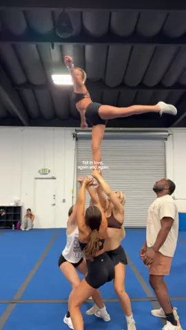 hai i got bored but this is a cute trend #fyp #cheer #allstarcheer 