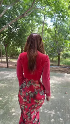 😌@Thin Yati Khin(Shwe)🫶✨ #thinyatikhin #အချစ်ဆုံးသူရဲ့အတ္ထုပ္ပတ္တိ #သင်းသင်း #မြင်ပါများပီးချစ်ကျွမ်းဝင်အောင်လို့🤒🖤 #foryou 