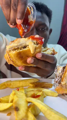 Best burger  #mukbang #burger #asmrfood #asmr #ethiopianfoodreview 