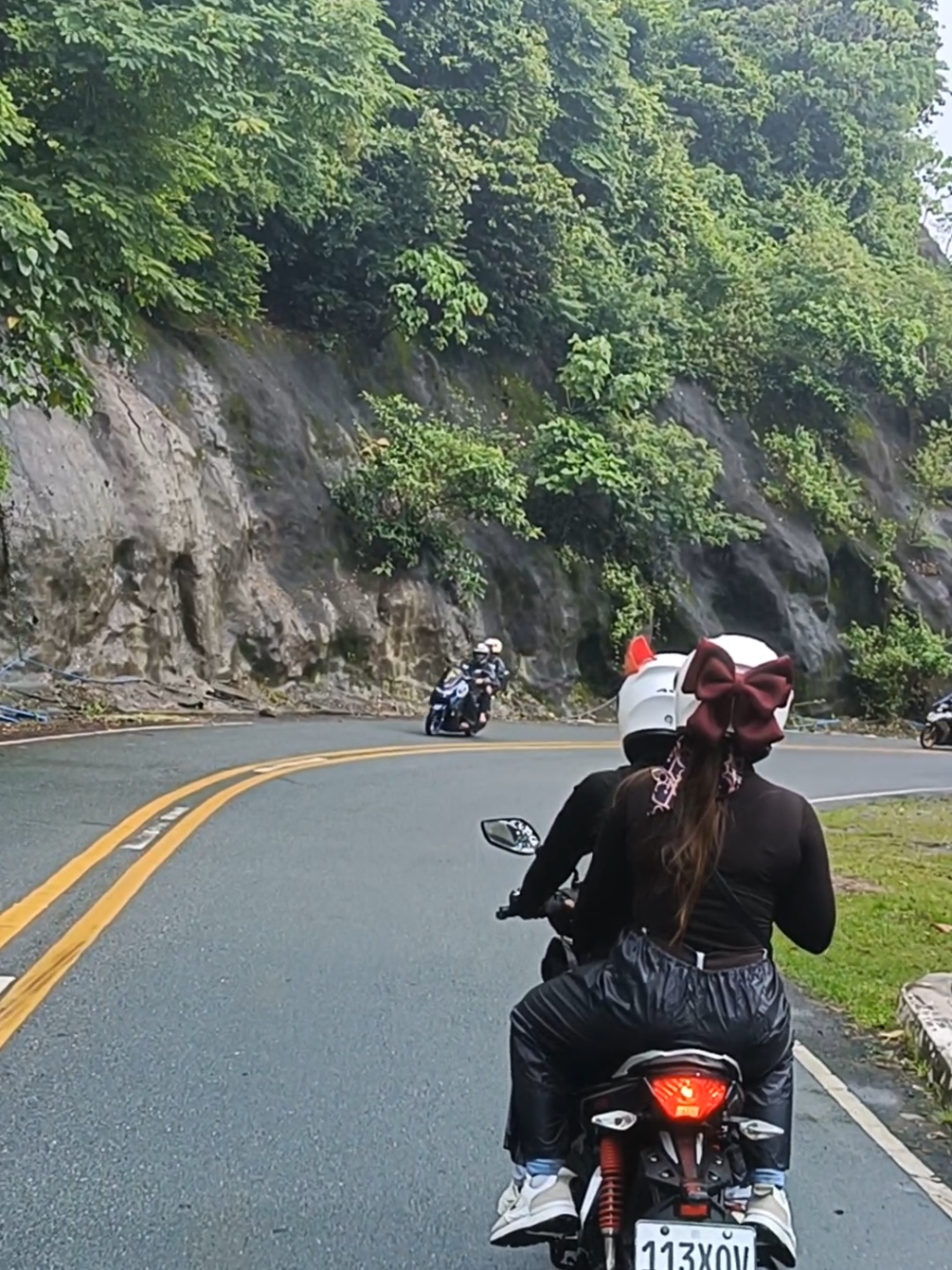 iprank mo kaibigan mo imyday mo to 🤭  #EAMotovlog #couplerides #rides #fyp #nature 