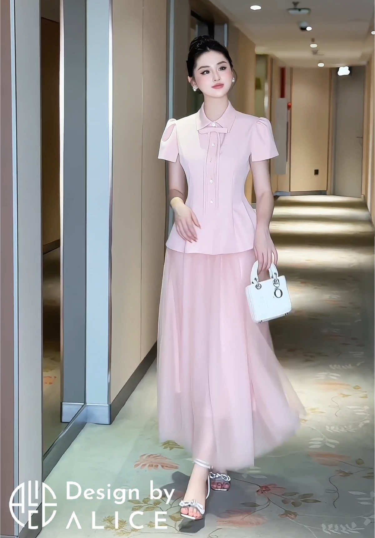 Nét dịu dàng hoà quyện cùng sự sang trọng quý phái 💗 #thoitrangthietke #hangmoive #vayxinh #fashion #damdutiec 