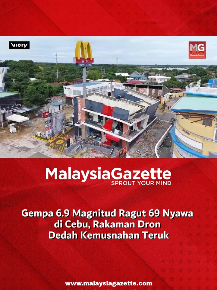 Gempa 6.9 Magnitud Ragut 69 Nyawa di Cebu, Rakaman Dron Dedah Kemusnahan Teruk Rakaman dron yang dirakam di Bandar Bogo pada Rabu memaparkan keadaan pasca-gempa, termasuk beberapa premis perniagaan popular seperti McDonald’s dan Jollibee yang musnah. Bangunan-bangunan lain di sekitar bandar itu turut mengalami kerosakan serius. Gempa kuat itu berlaku kira-kira jam 10:00 malam waktu tempatan (2:00 petang GMT), dengan pusat gegaran dikesan berhampiran Bogo, di bahagian utara Pulau Cebu. Video: Viory #malaysiagazette #gempabumicebu #cebuearthquake