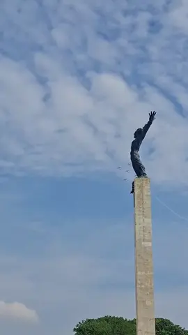 jakarta hari ini ✨️#foryoupage #HUTTNI #lapanganbanteng #jakartapusat #fyp 