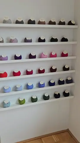 A new Cardiff Cashmere corner at @flaush.official ✨ Such a clean, elegant way to showcase our yarn 🥰 #cardiffcashmere #yarnshop 