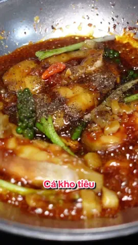 Mùi tiêu cay, vị cá đậm, tự trong lòng nhớ ngày xưa. #nauan #homnayangi #anngonnaugon #cakho #trending 