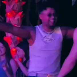 eğleniyoruzz akdomda burda@gerçek lvbelc5 #taktaktak #club #lvbelc5 #dance 