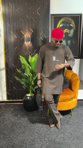 Happy new month 🛍️🛒