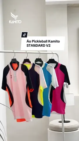 Skill thì luyện TỪ TỪ Đồ thì phải đẹp TỪ ĐẦU nhé các đồng pick. 👉🏻Ra sân phân tâm đối thủ ngay với áo mới Standard #Kamito #KamitoPickleball #KamitoStandardV2 #Standardv2 #Aopickleball 
