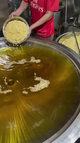 Tỏi phi Kinh Môn...