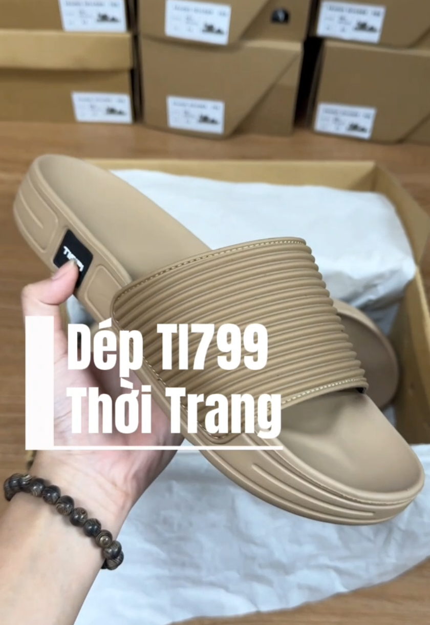 Dép TIAIPI TI779 Thời Trang Năng Động Cá Tính! #tiktokshop #tiaipi #sandal #xuhuong 